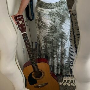 Roz & Ali Olive Tie-Dye Maxi Skirt